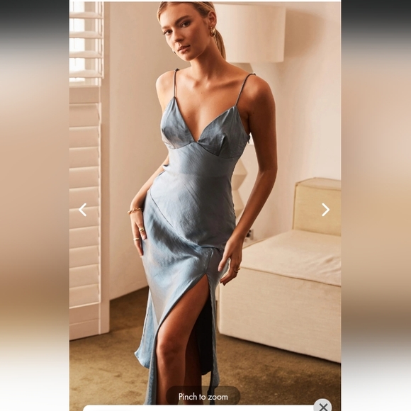 Here Comes The Sun Downtown Cami Strap Front Split Midi Dress NWT Size Large - Picture 2 of 10